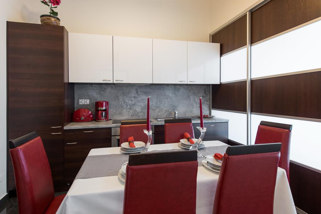Neo Apartments Красков Екстериор снимка